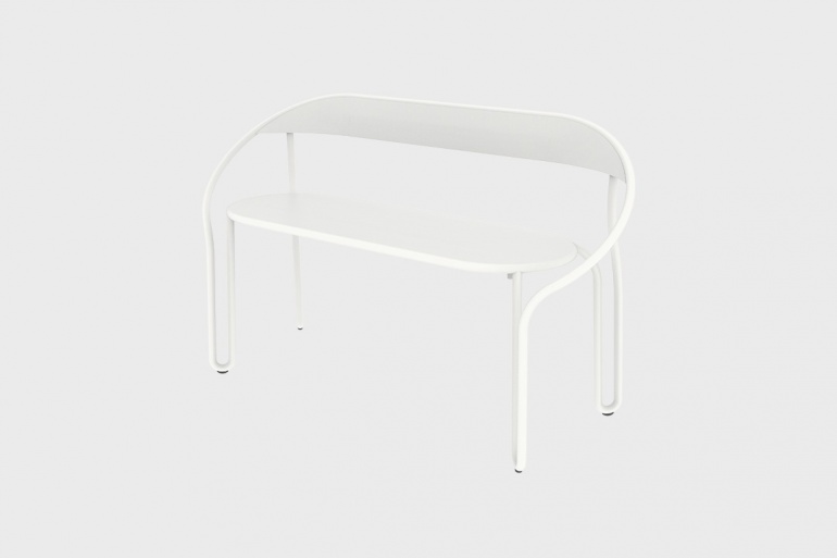 Huggy Bistro Bench